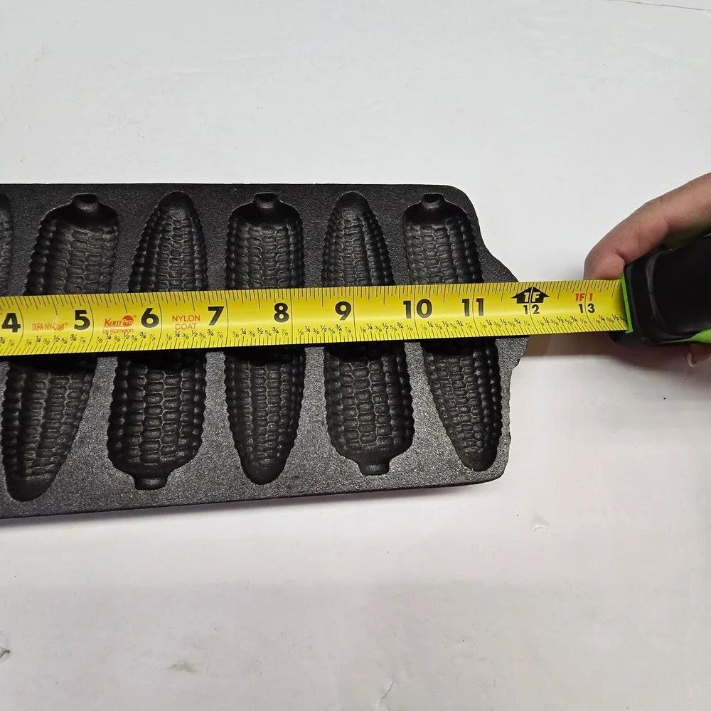 Vintage Old Mountain Cornbread Pan Black Cast Iron 7 Slot Cornstick Mold Kitchen